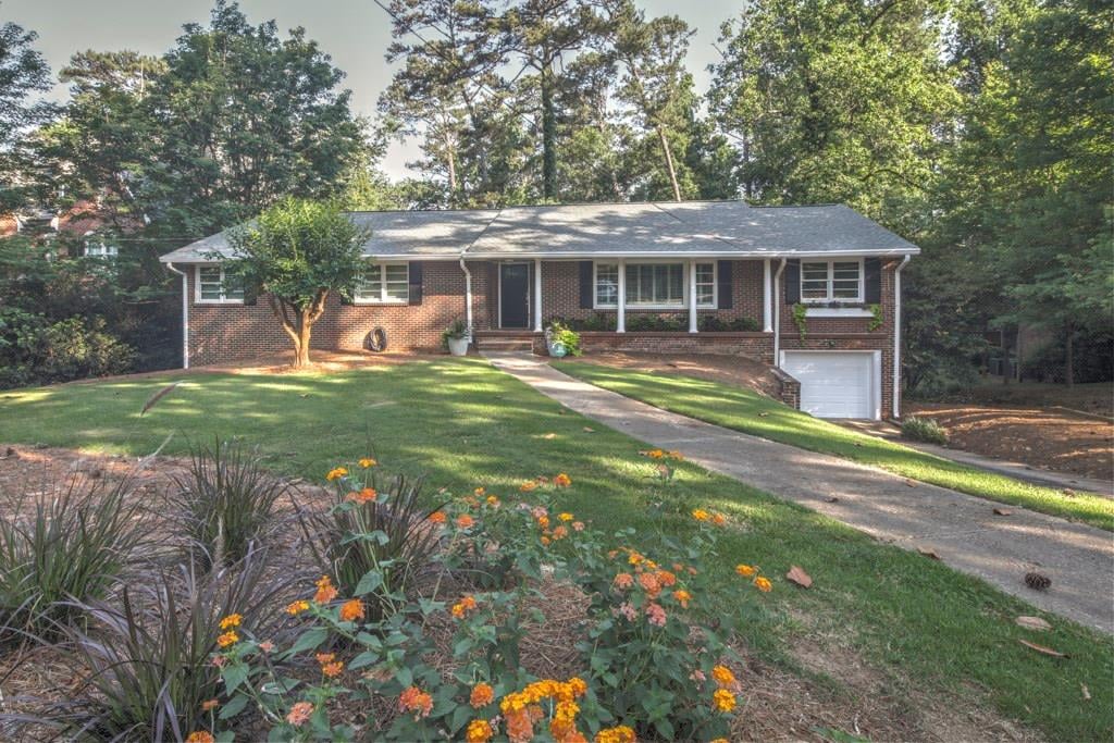 767 Moores Mill Rd NW