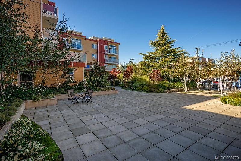 408-1315 Esquimalt Rd