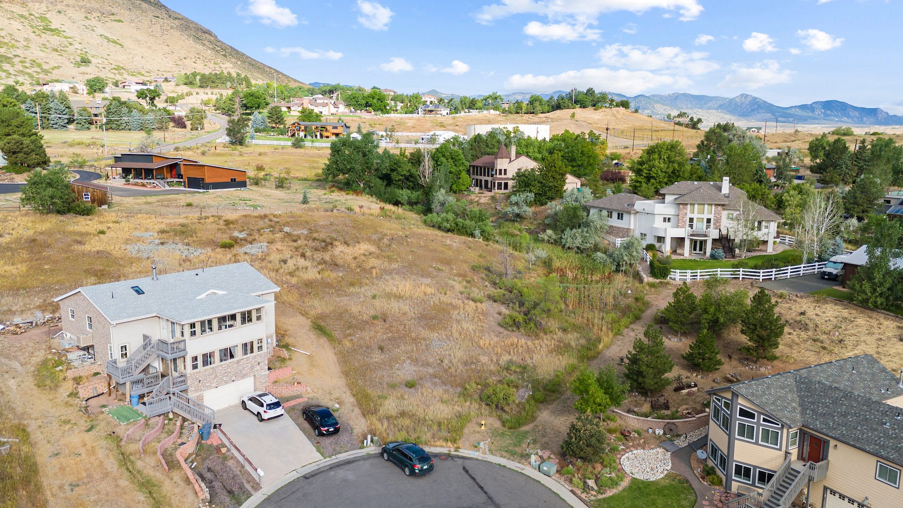 16585 W 53rd Place