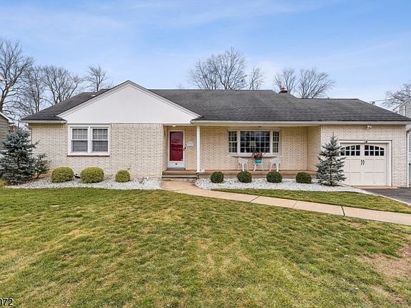 36 Barnida Dr.