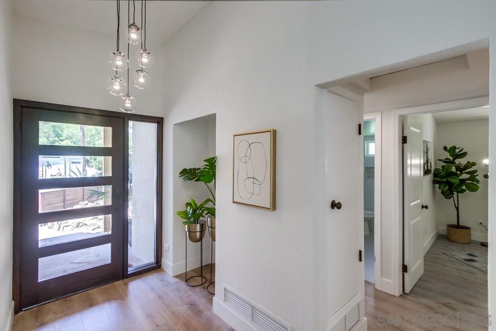 SDSU Mid Century Stunner for Lease