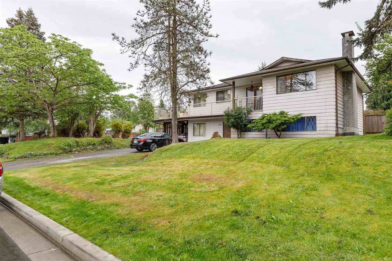 1938 Connaught Ave