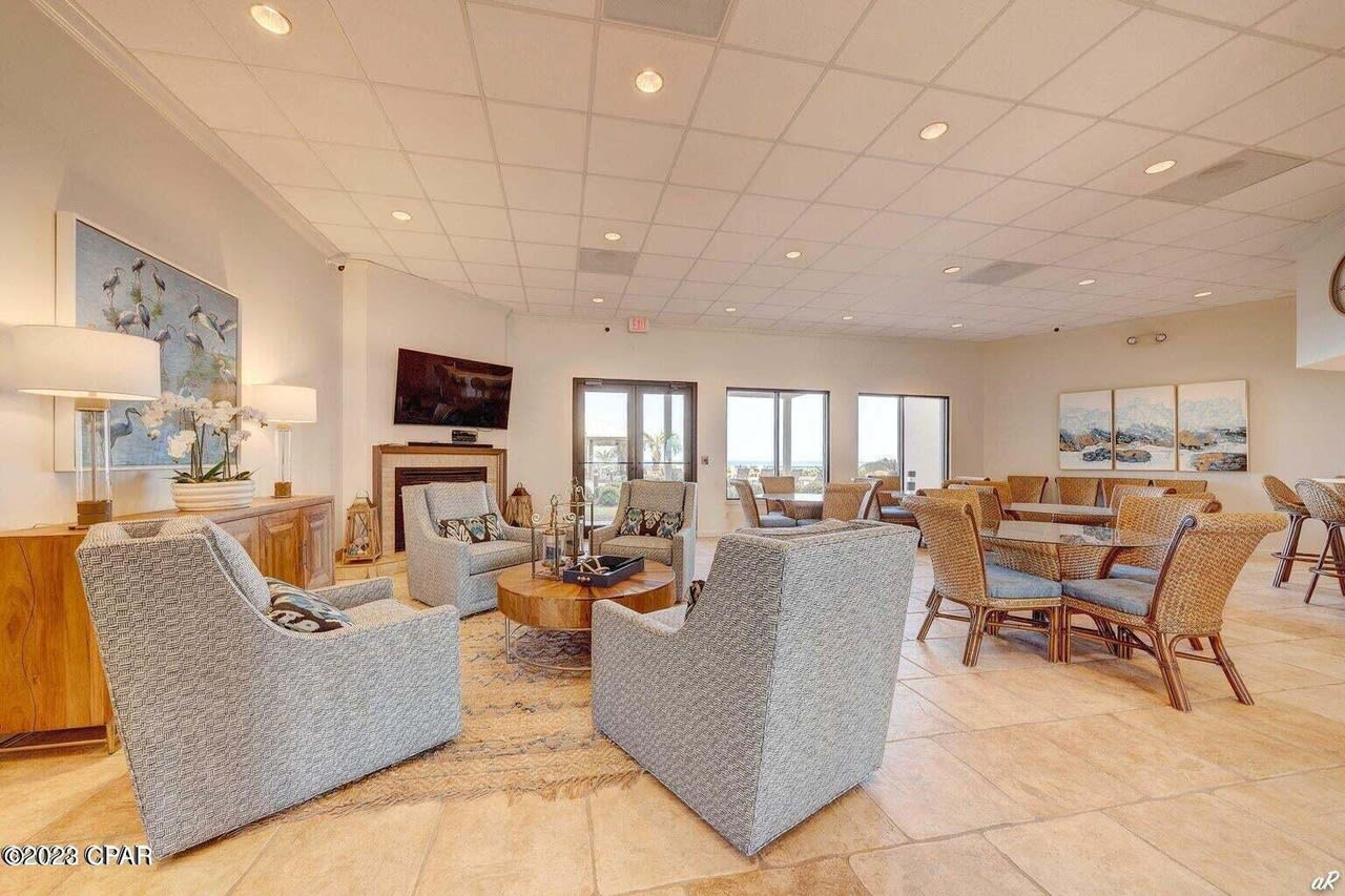 6323 THOMAS Drive Unit 802A