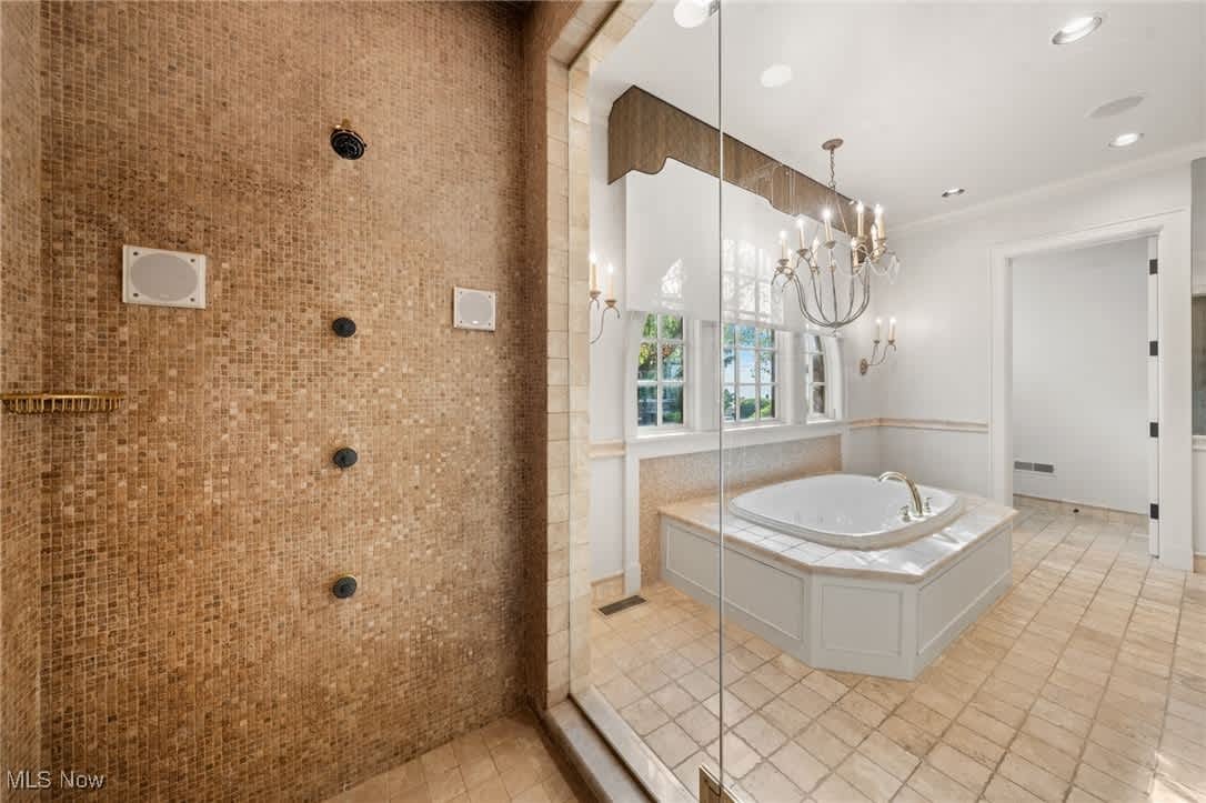 14 Colony Ln