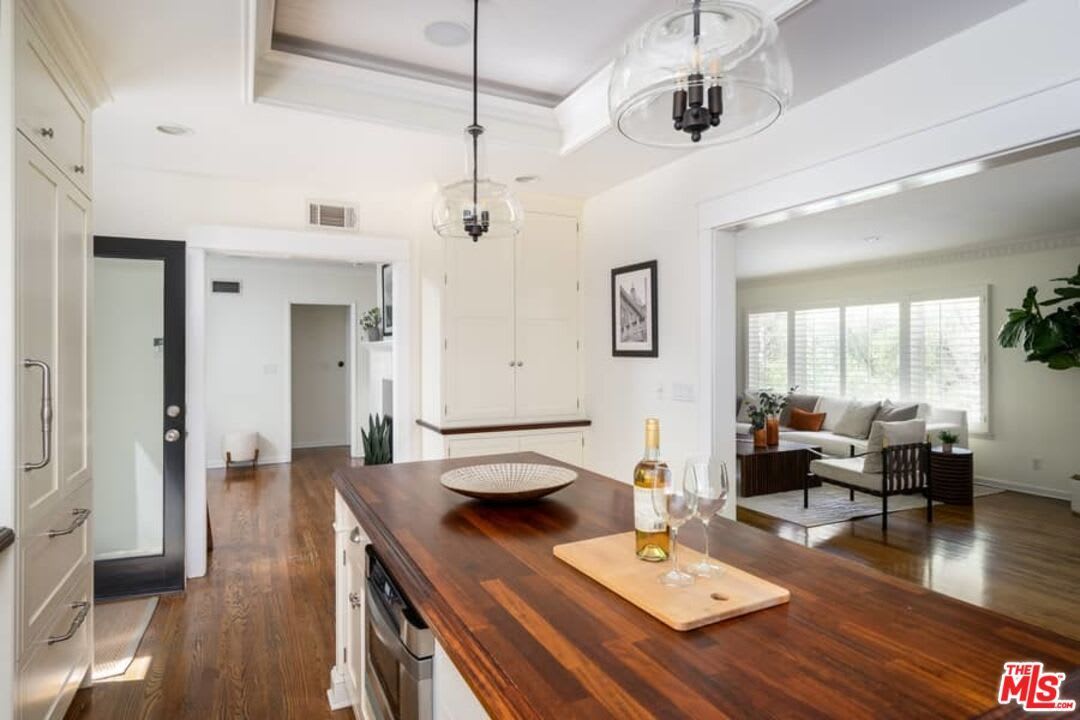 7218 La Presa Dr 