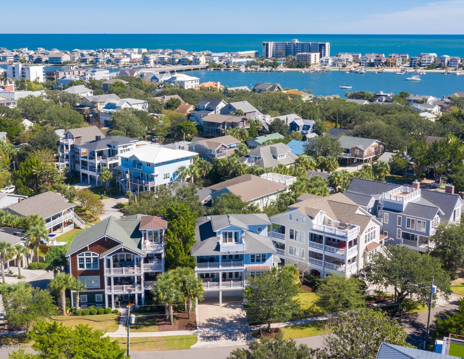 103 Island Dr