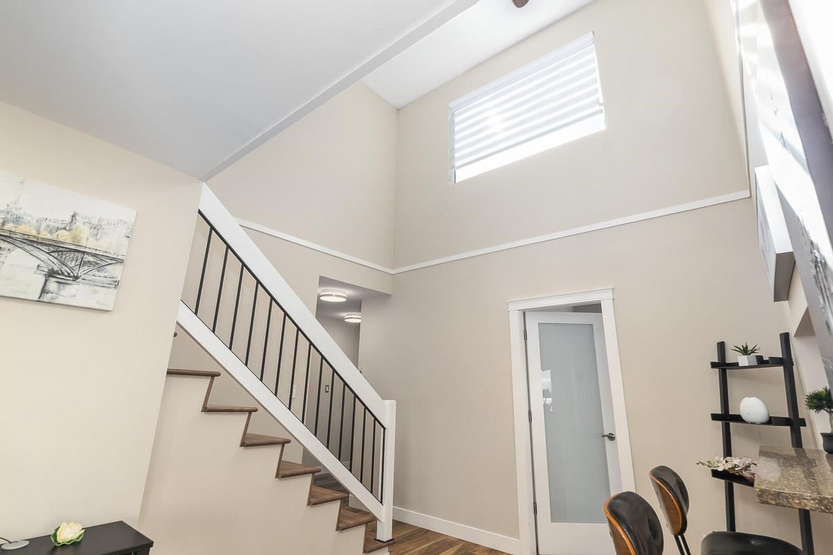 406-2285 Pitt River Rd
