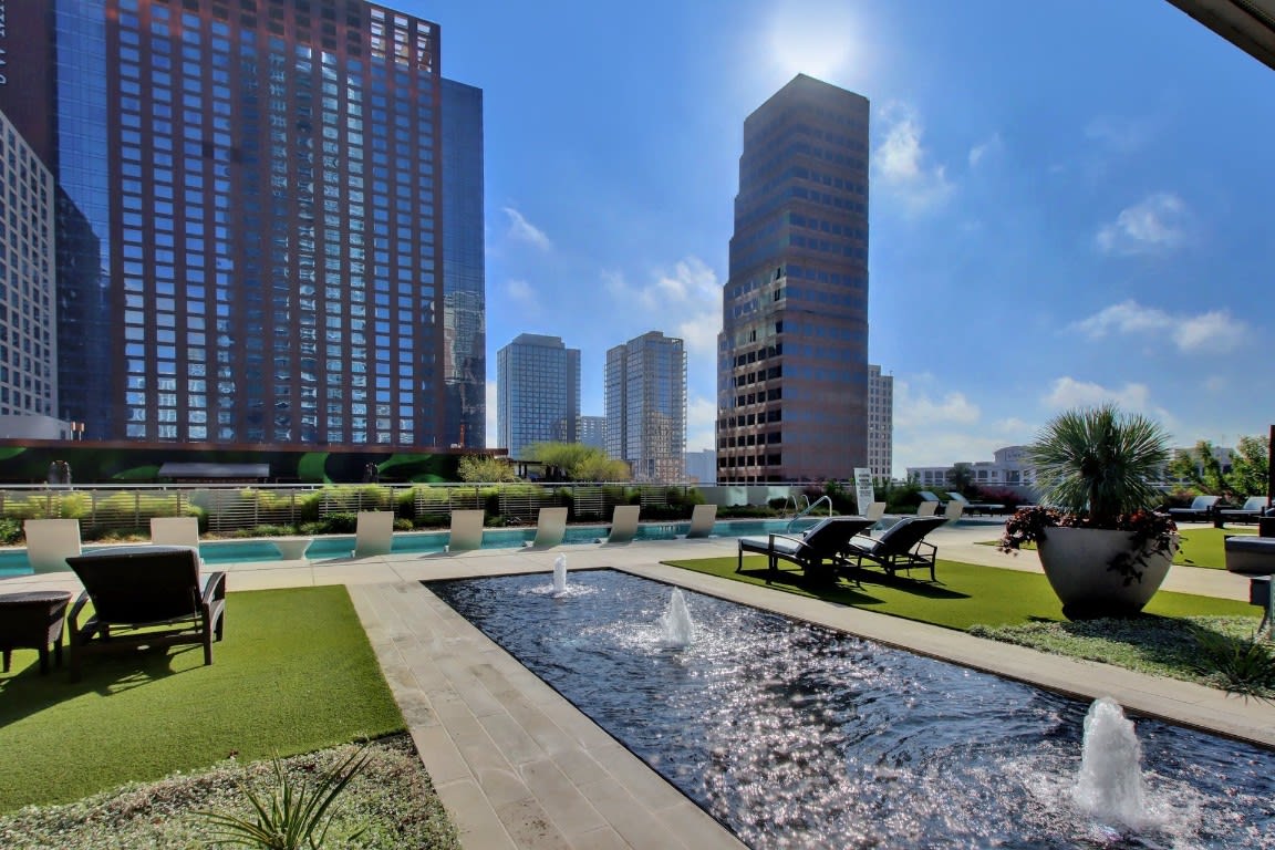 200 Congress Ave, #23F