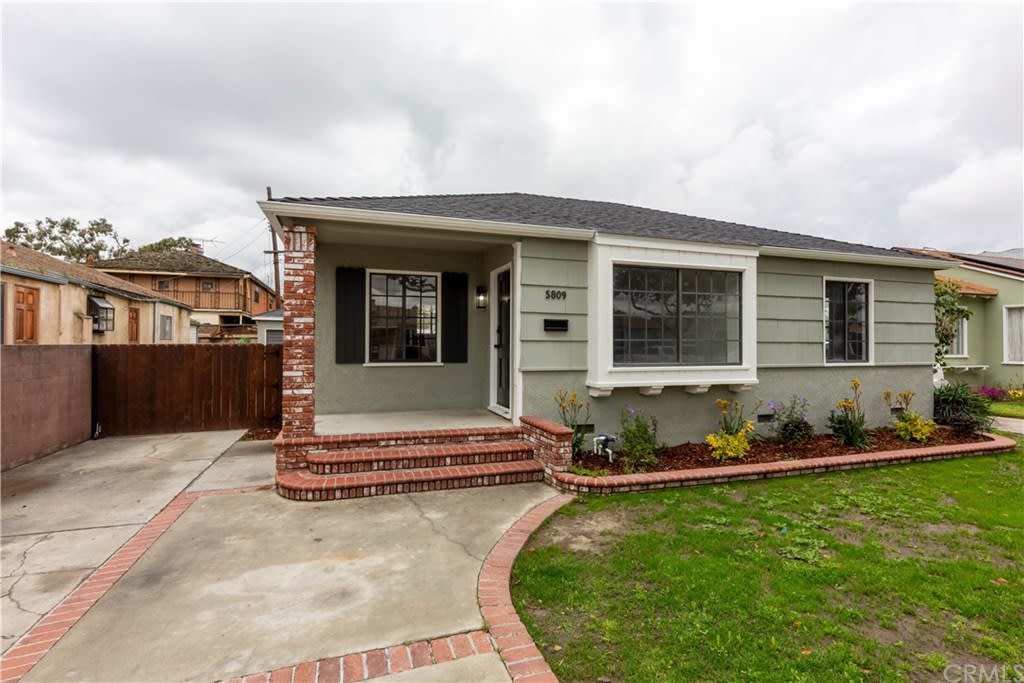 5809 Hazelbrook Avenue