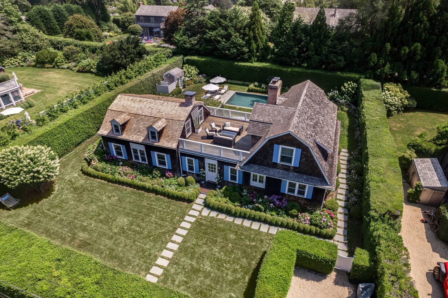 Modern Living & Historic Charm in Waterfront West Mecox