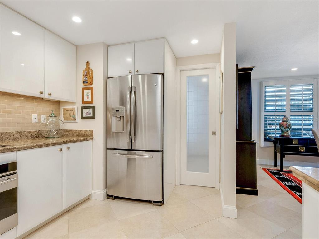 1255 North Gulfstream Ave, #904