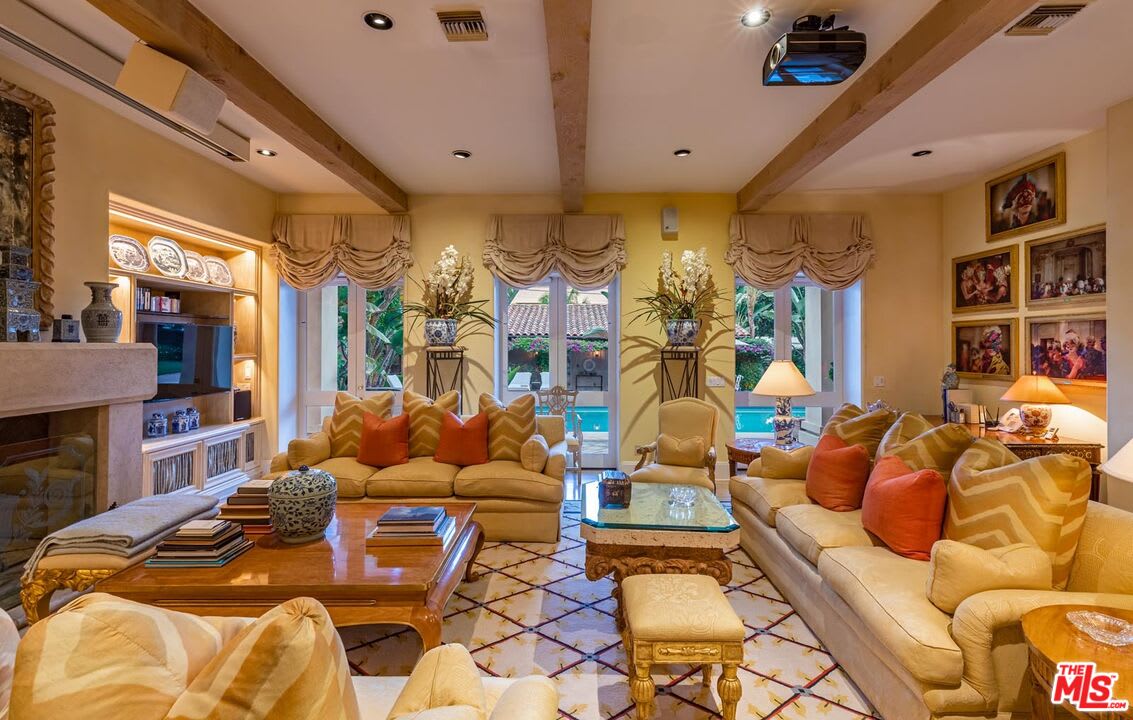 Villa Infinity