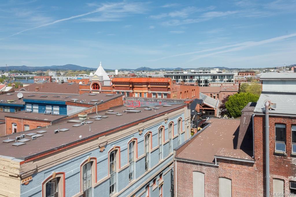 202-562 Yates St, Victoria