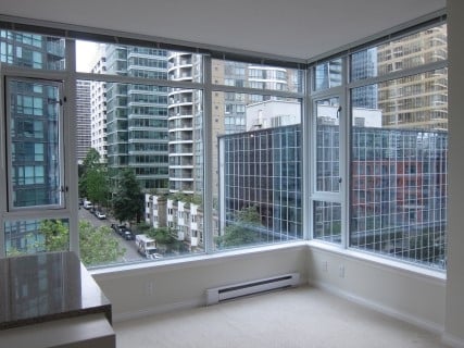 802-1211 Melville St
