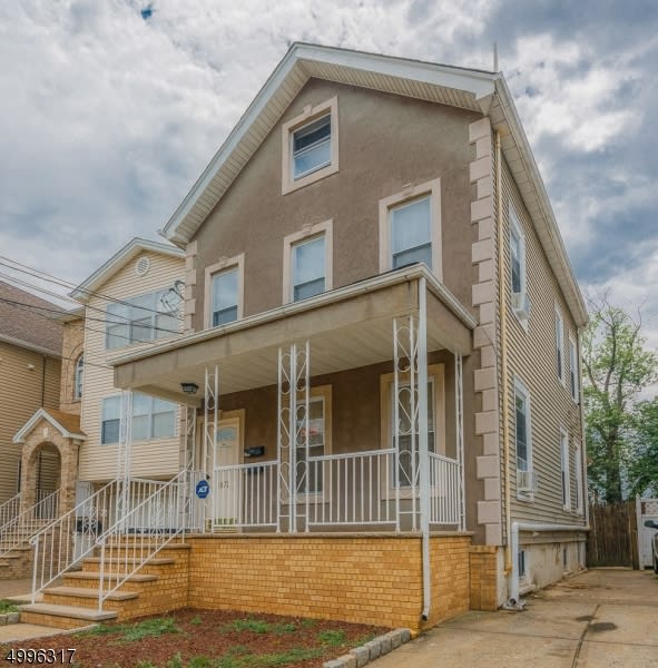 1072 Lafayette St Unit: 2