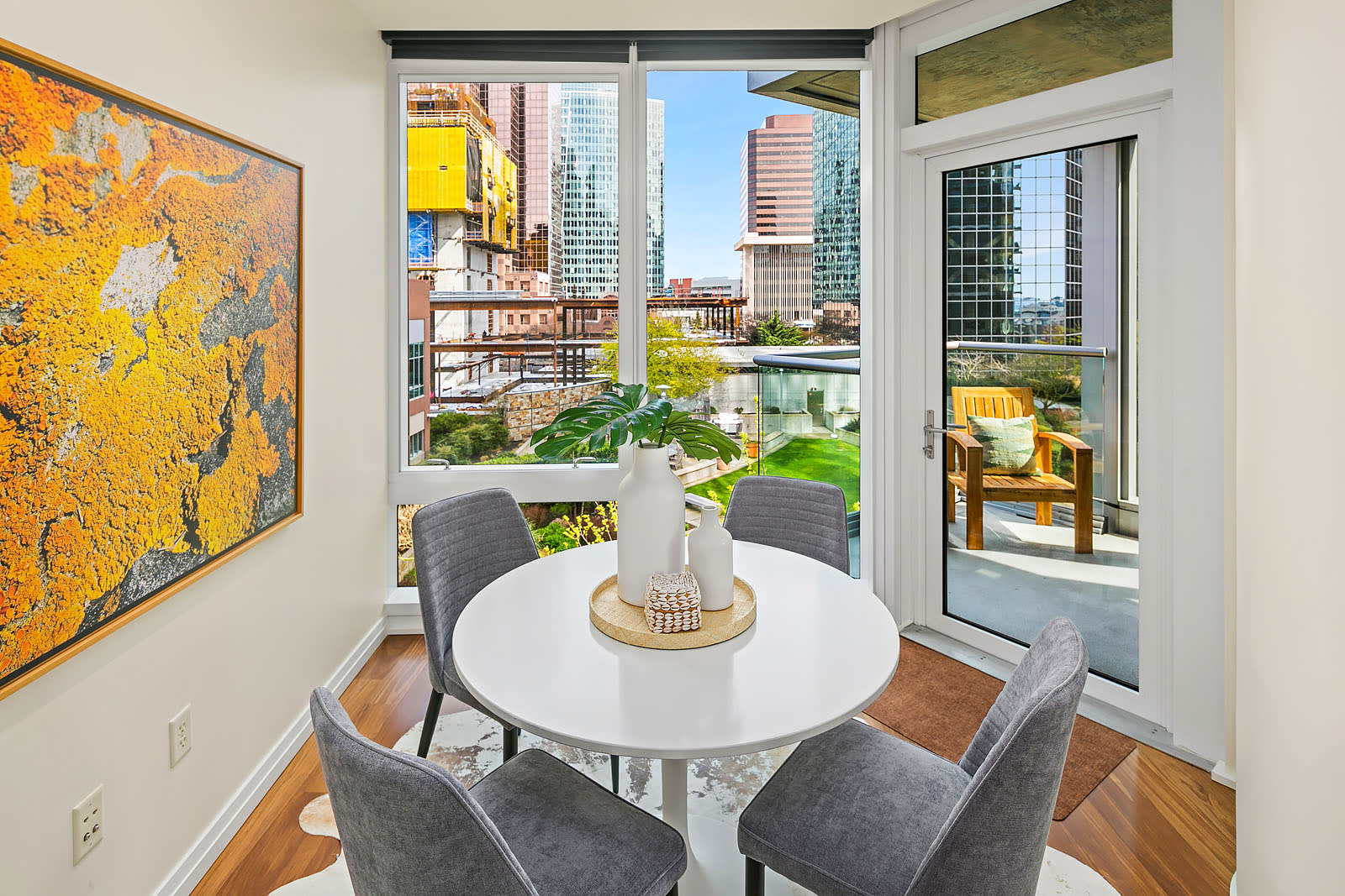 500 106th Avenue NE, Unit 807