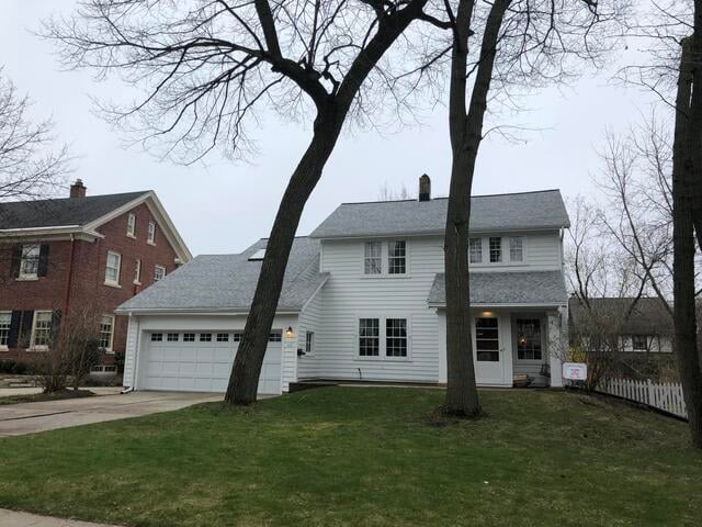 629 E Day Ave
