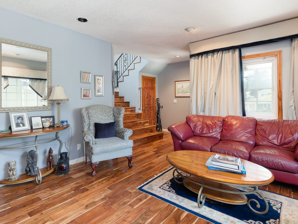 948 Loma Vista St