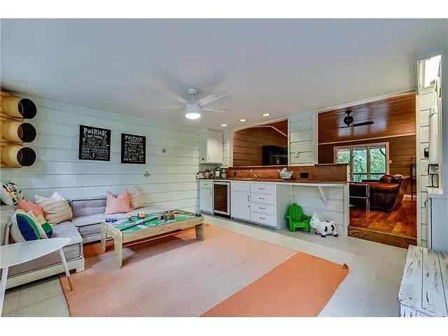 403 Bulian Ln