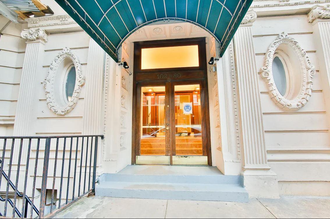 102 West 80th Street, Apt 52