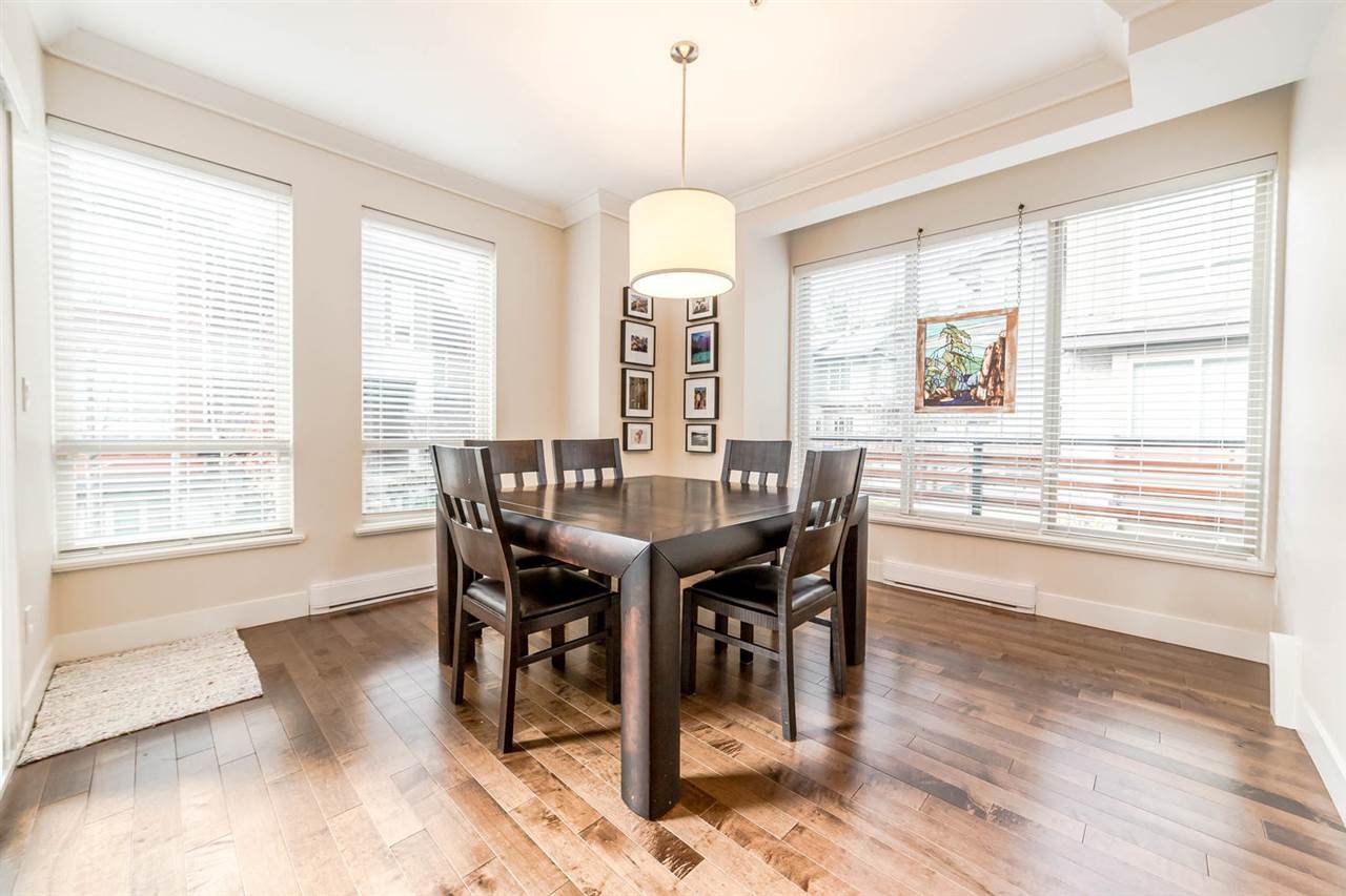 1-897 Premier St