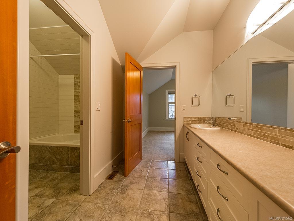1267 Oceanwood Lane, Saanich