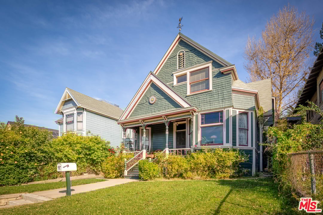 Historic Grand Queen Anne Residence, 1895