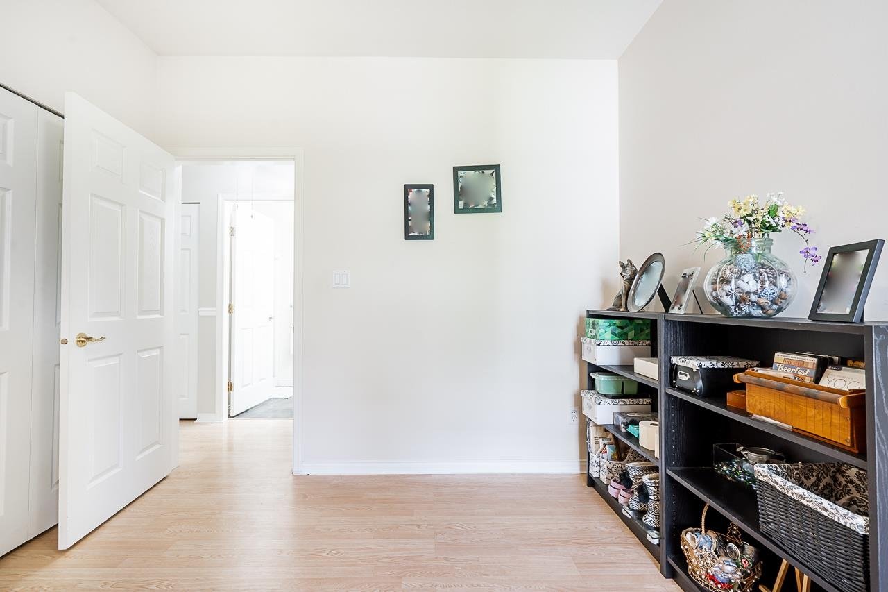 305-3098 Guildford Wy