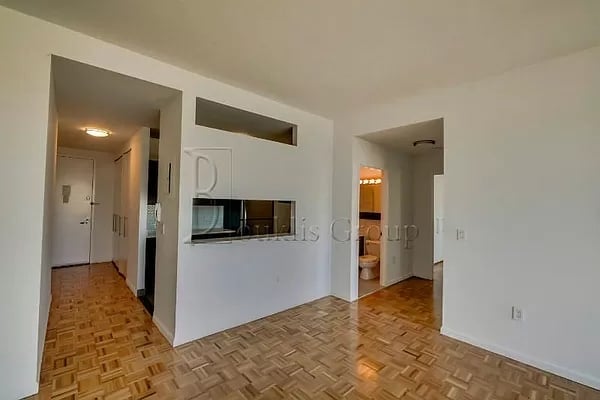 200 Water St Unit: 3112