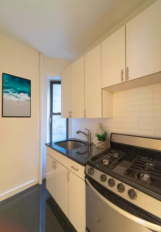 210 East 38th Street, Apt 4-H