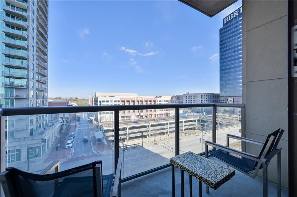 270 17th Street NW #606