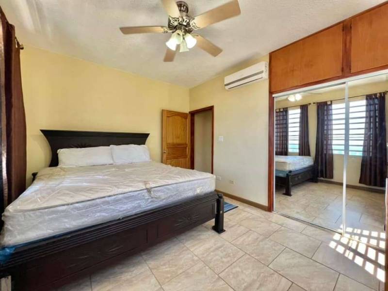 685 Paraquita Bay 2 Bedrooms