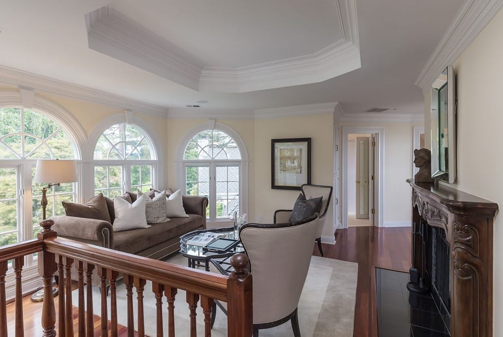 125 Lakeview Dr