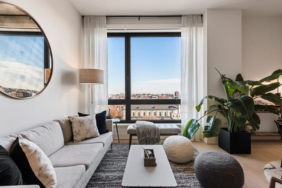 550 Vanderbilt Ave. Unit: 1315