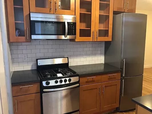 1207 Nostrand Avenue Unit: 2R