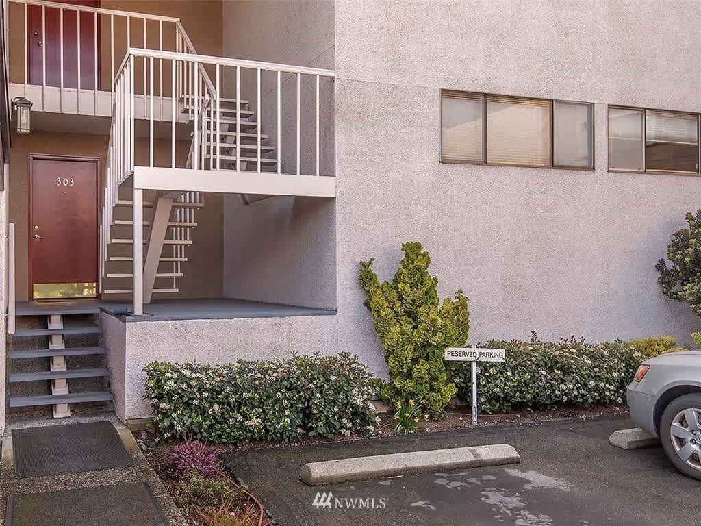 1110 5th Ave S #303