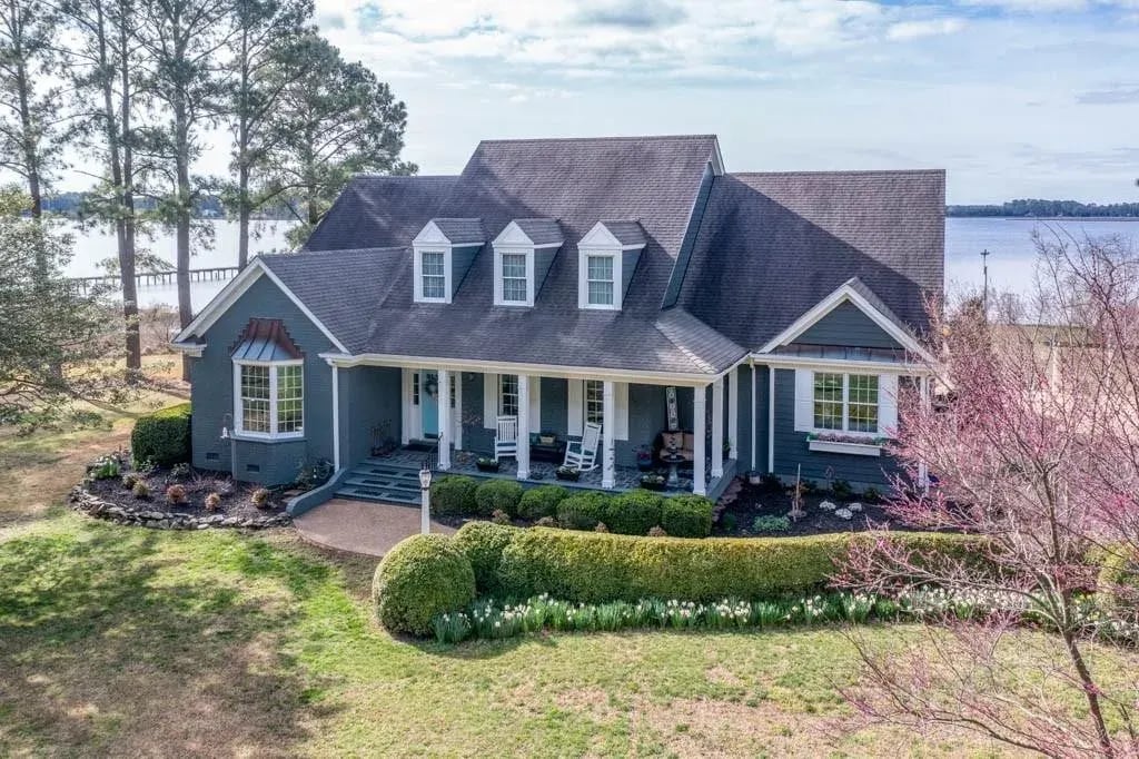 3459 Stonewall Rd