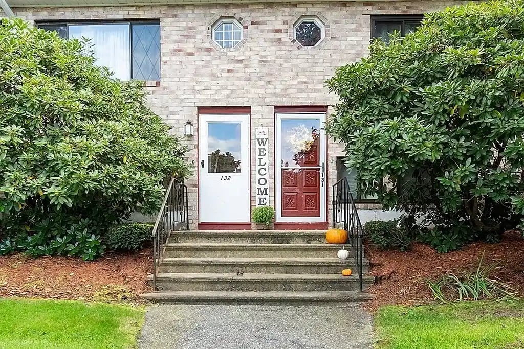 131 Farrwood Dr