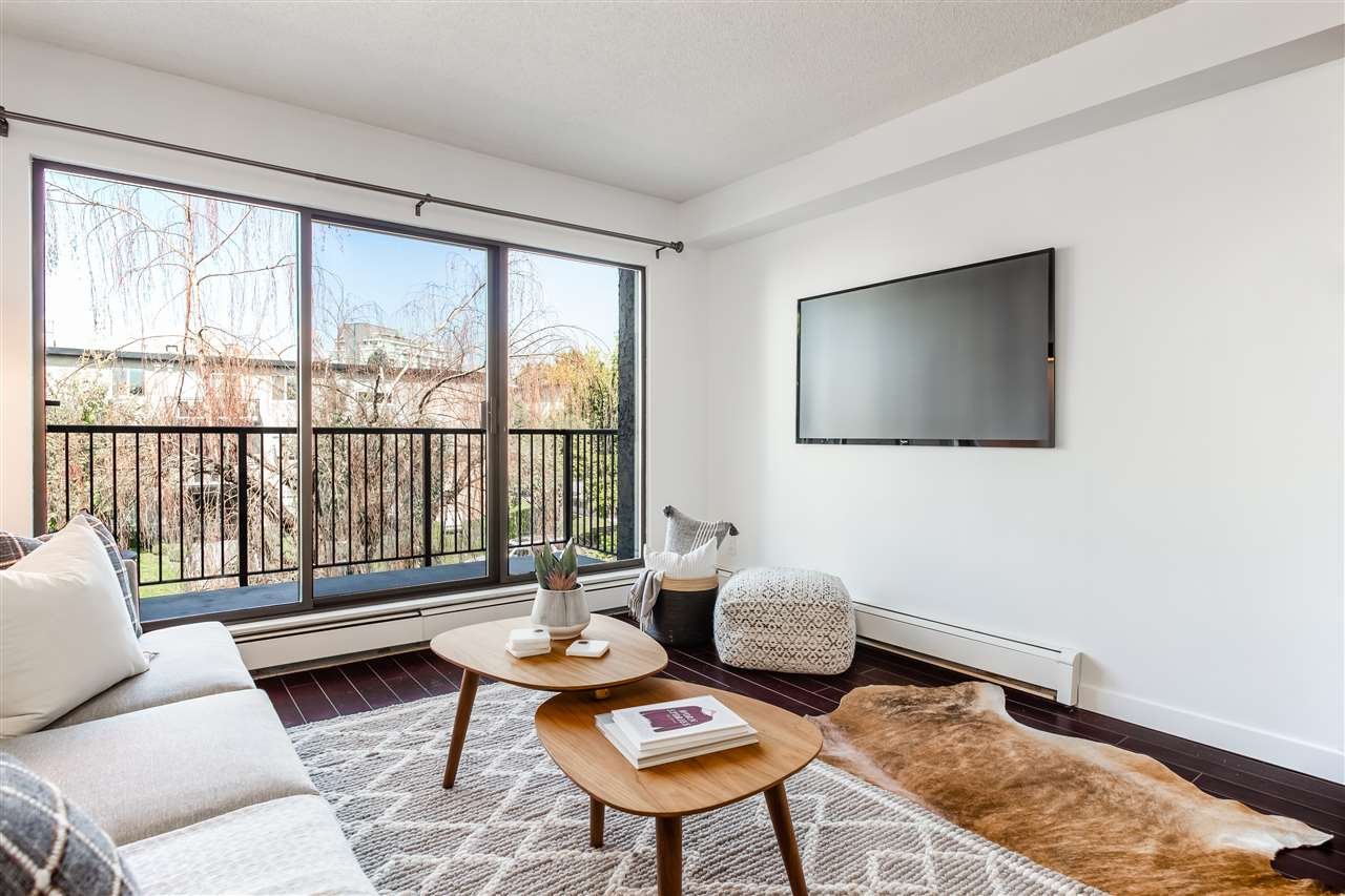 306-288 E 14th Ave