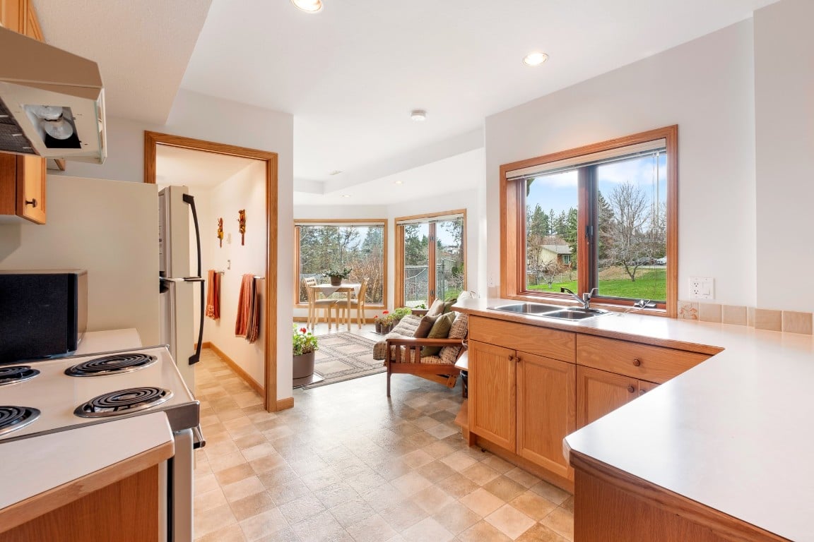 707 Brookfield Ct