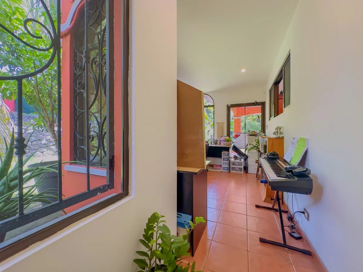 Gated Colonial Home With Casita, Papagayo, Guanacaste