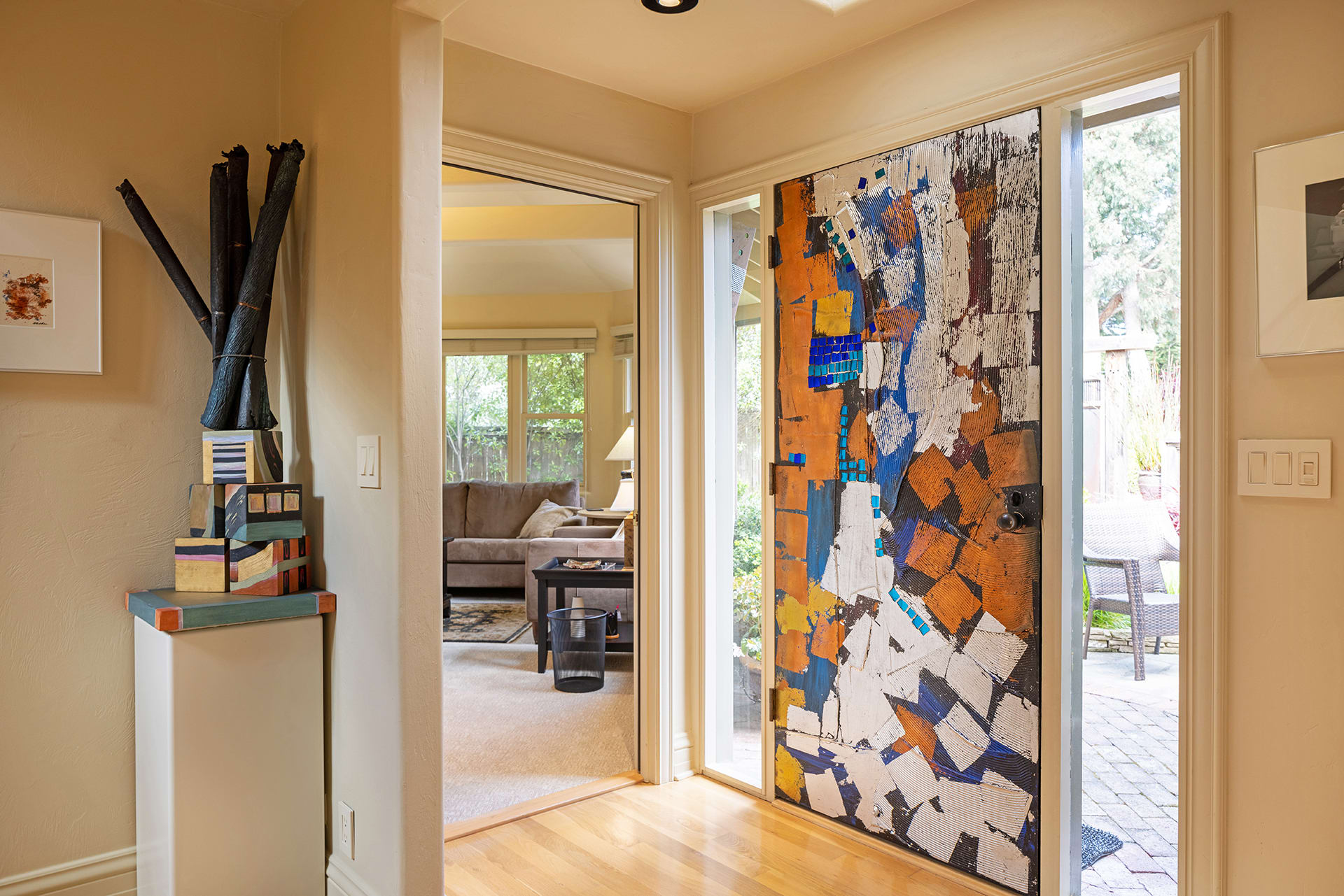 Carmel Jewel - 10th Ave 3 SE of San Carlos