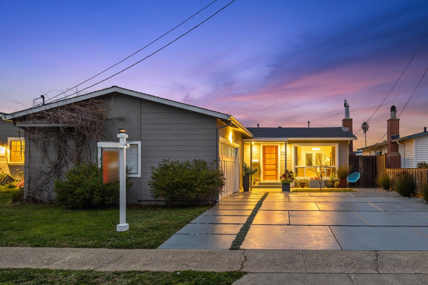 212 Greenway Dr