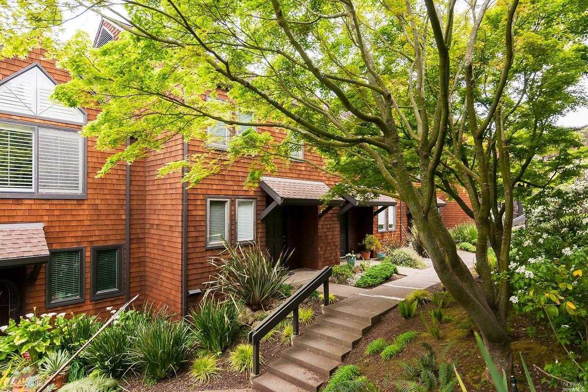 208 Bay Vista Cir