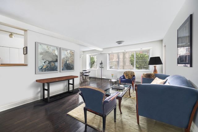 11 5th Ave, Unit 2H