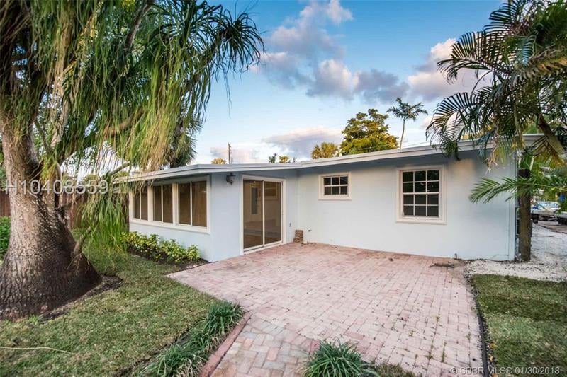 1519 SW 18th Ave