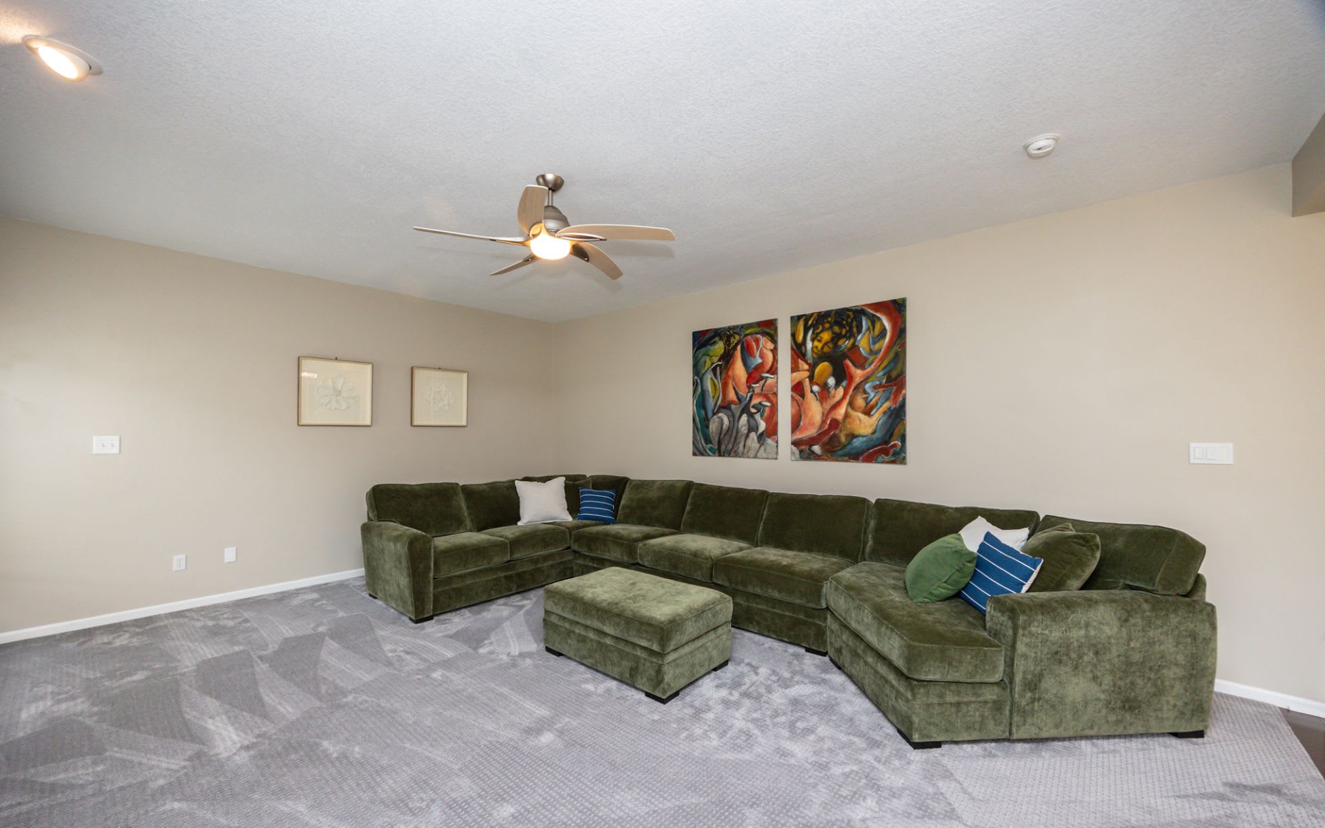 5542 Ponderosa Drive