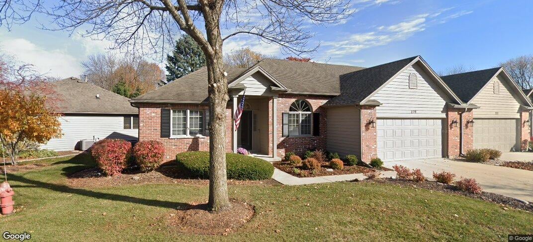 279 Presidential Ln