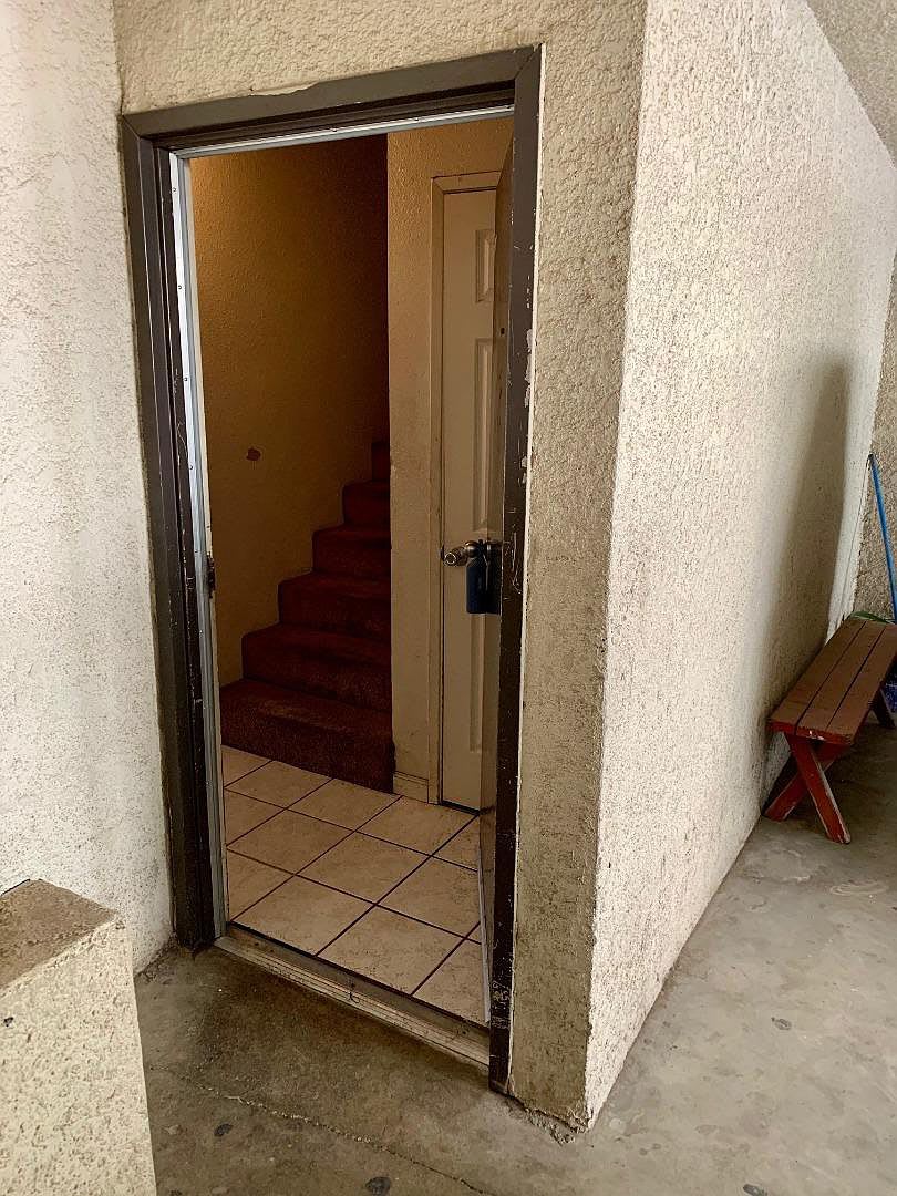 201 Rio Vista Dr APT 4