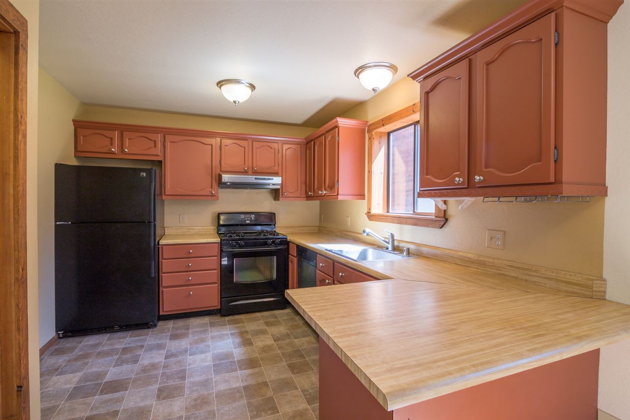 10179 Laburnham Cir